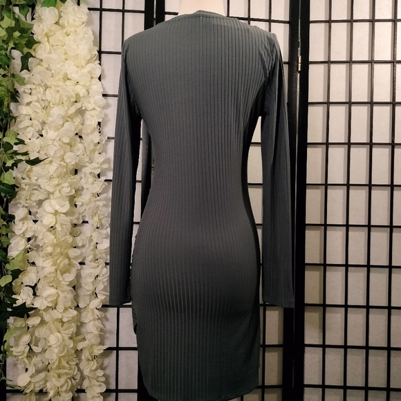 NWT And Now This Solid Metal Long Sleeve Mini Dress Side Cinched Size Medium - Picture 2 of 6